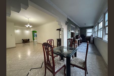 Apartamento à venda com 210m², 4 quartos e 1 vaga Apartamento à venda com 210m², 4 quartos e 1 vagaVaranda da Sala