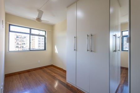 Apartamento à venda com 180m², 2 quartos e 2 vagasQuarto 2