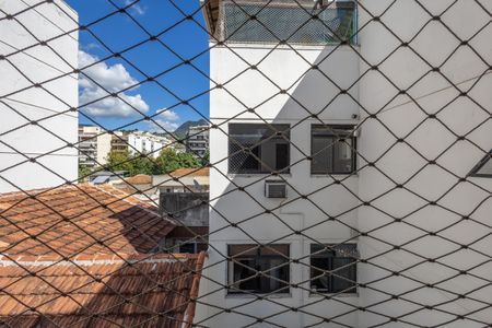 Apartamento à venda com 180m², 2 quartos e 2 vagasQuarto de Serviço Vista