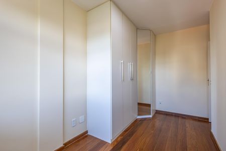Apartamento à venda com 180m², 2 quartos e 2 vagasQuarto 2