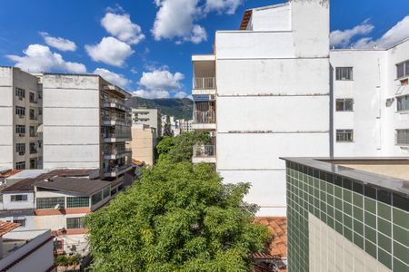 Apartamento à venda com 180m², 2 quartos e 2 vagasCobertura Vista 3