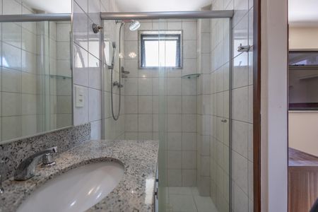 Apartamento à venda com 180m², 2 quartos e 2 vagasBanheiro Suite