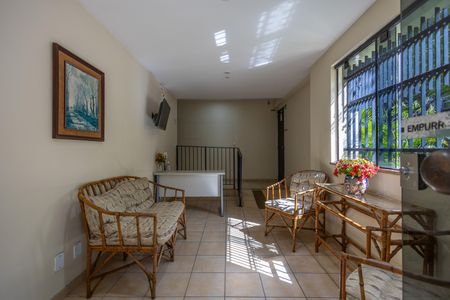 Apartamento à venda com 180m², 2 quartos e 2 vagasHall