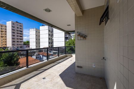 Apartamento à venda com 180m², 2 quartos e 2 vagasSala Varanda