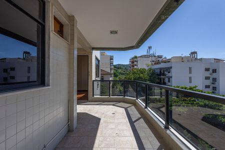 Apartamento à venda com 180m², 2 quartos e 2 vagasSala Varanda
