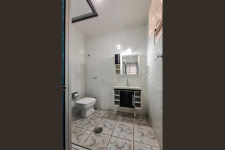Casa à venda com 100m², 2 quartos e 1 vaga Casa à venda com 100m², 2 quartos e 1 vagaBanheiro de Serviço