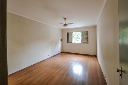 Casa à venda com 100m², 2 quartos e 1 vaga Casa à venda com 100m², 2 quartos e 1 vagaSuíte