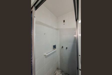 Casa à venda com 100m², 2 quartos e 1 vaga Casa à venda com 100m², 2 quartos e 1 vagaBanheiro de Serviço