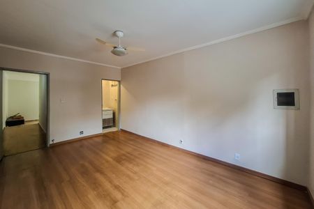 Casa à venda com 100m², 2 quartos e 1 vaga Casa à venda com 100m², 2 quartos e 1 vagaSuíte