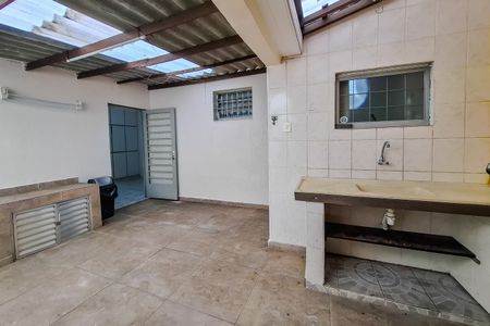 Casa à venda com 100m², 2 quartos e 1 vaga Casa à venda com 100m², 2 quartos e 1 vagaÁrea comum