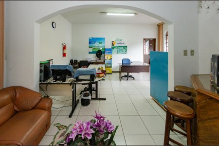 Casa à venda com 3 quartos, 410m² em Prado, Belo Horizonte