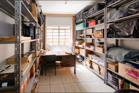 Casa à venda com 410m², 3 quartos e 3 vagas Casa à venda com 410m², 3 quartos e 3 vagasQuarto de serviço