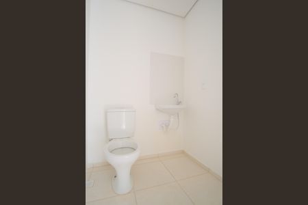 Apartamento para alugar com 45m², 2 quartos e sem vagaBanheiro