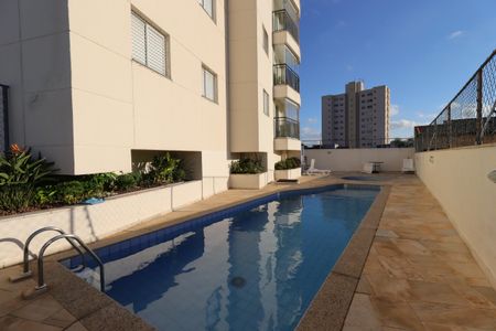 Apartamento à venda com 67m², 2 quartos e 2 vagasÁrea Comum - Piscina