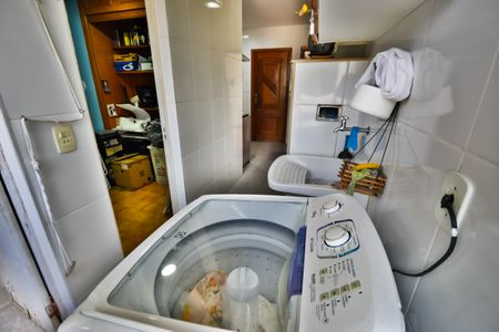 Apartamento à venda com 80m², 3 quartos e 1 vagaÁrea de Serviço