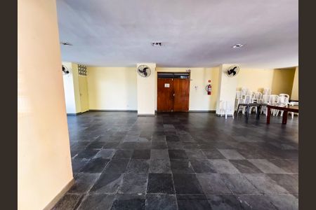 Apartamento à venda com 80m², 3 quartos e 1 vagaÁrea comum - Salão de festas