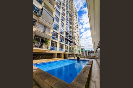 Apartamento à venda com 80m², 3 quartos e 1 vagaÁrea comum - Piscina