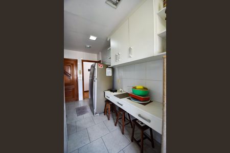 Apartamento à venda com 80m², 3 quartos e 1 vagaCozinha
