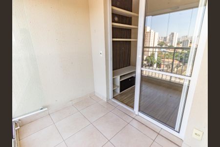 Apartamento à venda com 64m², 3 quartos e 1 vagaVaranda