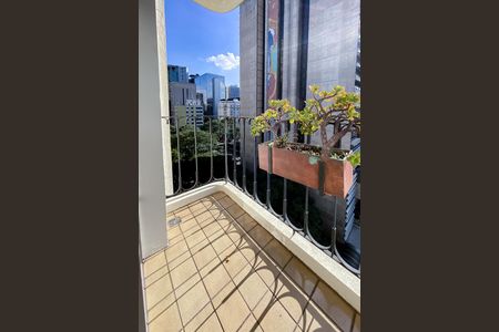 Apartamento para alugar com 45m², 1 quarto e 1 vaga Apartamento para alugar com 45m², 1 quarto e 1 vagaVaranda