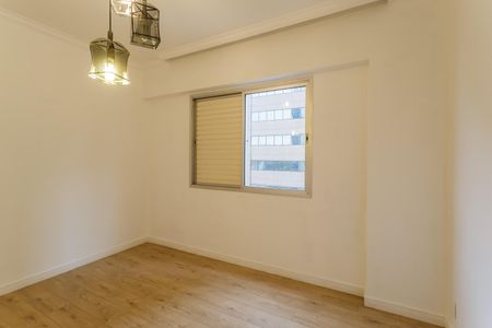 Apartamento para alugar com 134m², 3 quartos e 1 vaga Apartamento para alugar com 134m², 3 quartos e 1 vagaQuarto 2
