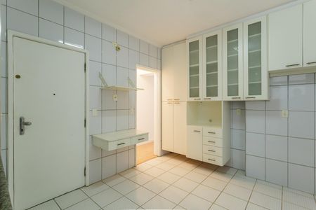 Apartamento para alugar com 134m², 3 quartos e 1 vaga Apartamento para alugar com 134m², 3 quartos e 1 vagaCozinha