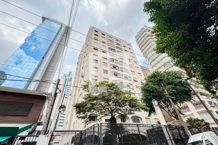 Apartamento para alugar com 134m², 3 quartos e 1 vaga Apartamento para alugar com 134m², 3 quartos e 1 vagaFachada