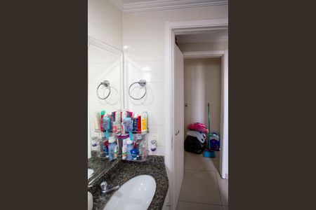 Apartamento à venda com 65m², 3 quartos e 2 vagasBanheiro do Quarto 1