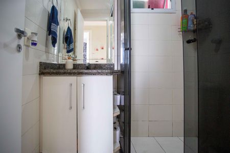 Apartamento à venda com 65m², 3 quartos e 2 vagasBanheiro Social