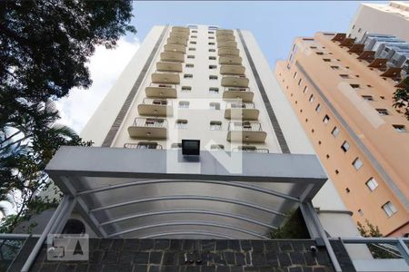 Apartamento à venda com 43m², 1 quarto e sem vaga Apartamento à venda com 43m², 1 quarto e sem vagaFachada