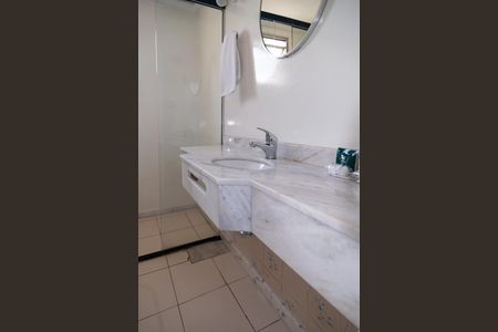 Apartamento à venda com 43m², 1 quarto e sem vaga Apartamento à venda com 43m², 1 quarto e sem vagaBanheiro Quarto Suíte