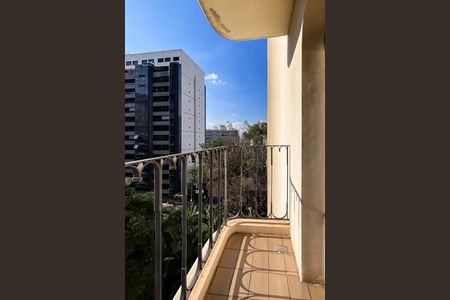 Apartamento à venda com 43m², 1 quarto e sem vaga Apartamento à venda com 43m², 1 quarto e sem vagaVaranda da Sala