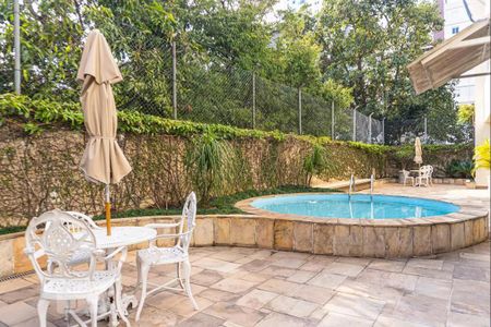 Apartamento à venda com 106m², 2 quartos e 1 vagaPiscina