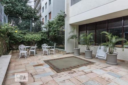 Apartamento à venda com 106m², 2 quartos e 1 vagaLounge
