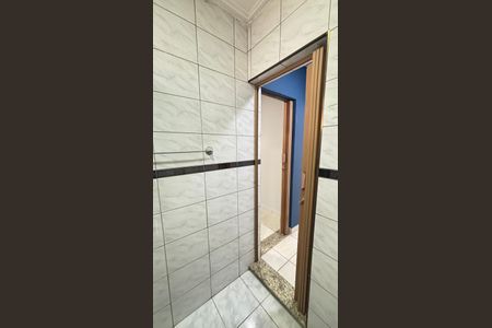 Casa à venda com 82m², 2 quartos e sem vaga Casa à venda com 82m², 2 quartos e sem vagaBanheiro