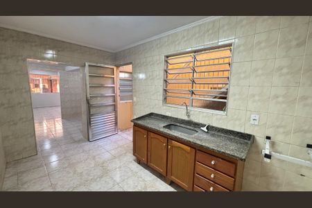 Casa à venda com 82m², 2 quartos e sem vaga Casa à venda com 82m², 2 quartos e sem vagaCozinha