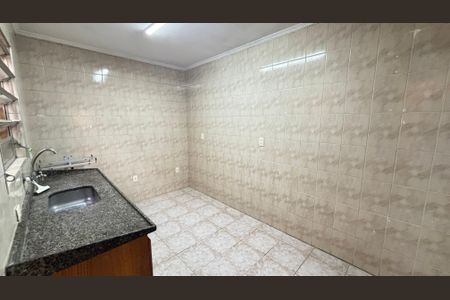 Casa à venda com 82m², 2 quartos e sem vaga Casa à venda com 82m², 2 quartos e sem vagaCozinha