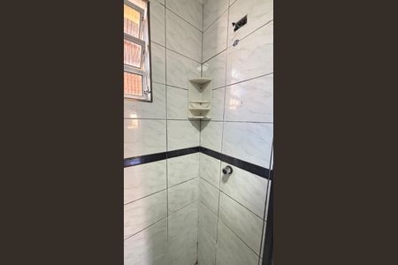 Casa à venda com 82m², 2 quartos e sem vaga Casa à venda com 82m², 2 quartos e sem vagaBanheiro