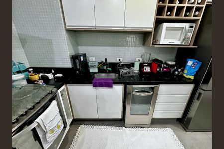 Apartamento à venda com 74m², 2 quartos e 1 vagaCozinha