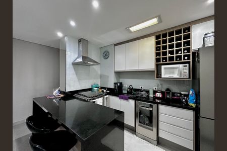 Apartamento à venda com 74m², 2 quartos e 1 vagaCozinha