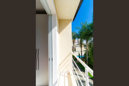 Casa de condomínio à venda com 163m², 3 quartos e 3 vagas Casa de condomínio à venda com 163m², 3 quartos e 3 vagasVaranda da Suíte 2