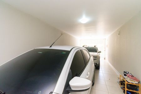 Casa de condomínio à venda com 163m², 3 quartos e 3 vagas Casa de condomínio à venda com 163m², 3 quartos e 3 vagasGaragem