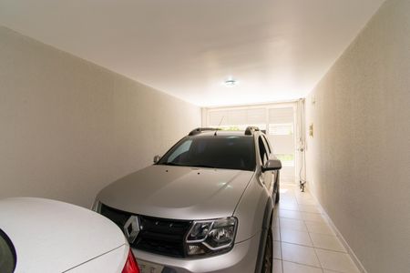 Casa de condomínio à venda com 163m², 3 quartos e 3 vagas Casa de condomínio à venda com 163m², 3 quartos e 3 vagasGaragem