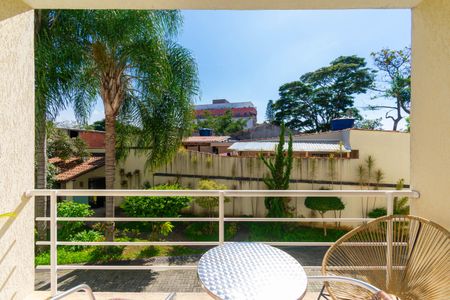 Casa de condomínio à venda com 163m², 3 quartos e 3 vagas Casa de condomínio à venda com 163m², 3 quartos e 3 vagasVaranda da Sala