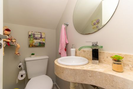 Casa de condomínio à venda com 163m², 3 quartos e 3 vagas Casa de condomínio à venda com 163m², 3 quartos e 3 vagasLavabo