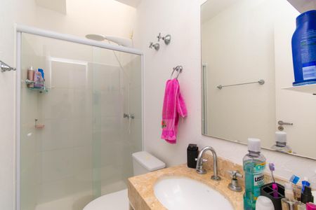 Casa de condomínio à venda com 163m², 3 quartos e 3 vagas Casa de condomínio à venda com 163m², 3 quartos e 3 vagasBanheiro 3