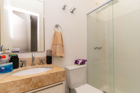 Casa de condomínio à venda com 163m², 3 quartos e 3 vagas Casa de condomínio à venda com 163m², 3 quartos e 3 vagasBanheiro da Suíte 2