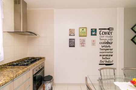 Casa de condomínio à venda com 163m², 3 quartos e 3 vagas Casa de condomínio à venda com 163m², 3 quartos e 3 vagasCozinha