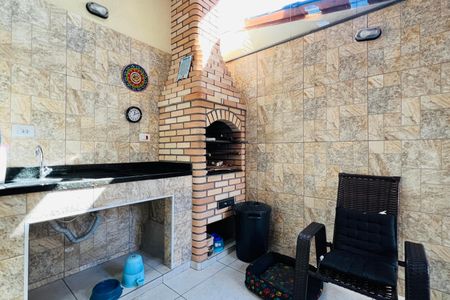 Casa à venda com 96m², 3 quartos e 4 vagas Casa à venda com 96m², 3 quartos e 4 vagasÁrea de Serviço