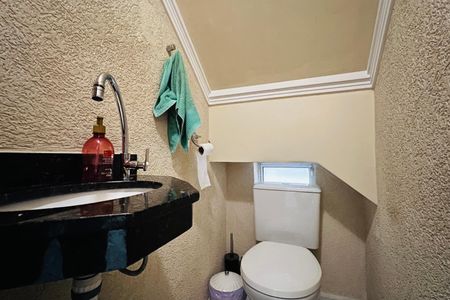 Casa à venda com 96m², 3 quartos e 4 vagas Casa à venda com 96m², 3 quartos e 4 vagasLavabo